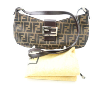 FENDI フェンディ 2370 25684 099 ズッカ ホーボー ショルダーバッグ AY5009W3