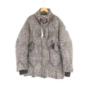 MONCLER GAMME BLEU モンクレール ガム ブルー Comm RIND C23914237680 64119 ダウンジャケット 3 転写プリント メンズ AY7321W4